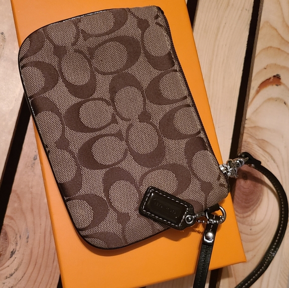 Coach Wristlet - Picture 5 of 5